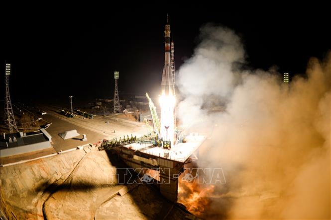 Tàu vũ trụ Nga chở 3 phi hành gia lên ISS