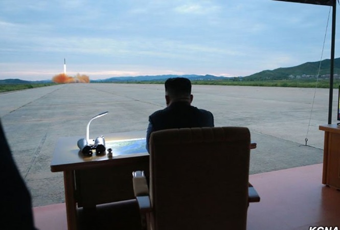 Vụ Triều Tiên phóng tên lửa: KCNA thông báo phóng vũ khí dẫn đường chiến thuật mới