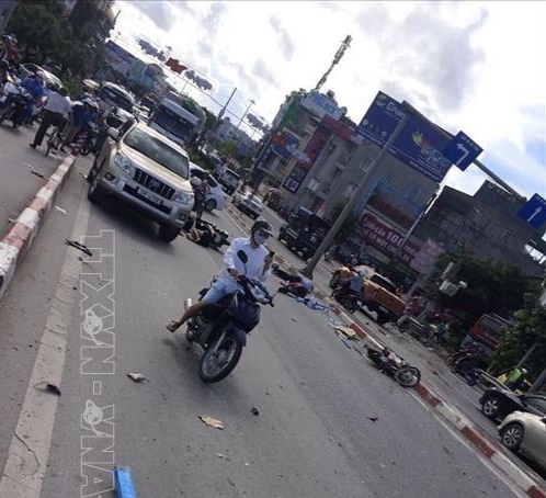 Quảng Ninh: Xe khách đâm hàng loạt xe máy khiến 5 người bị thương