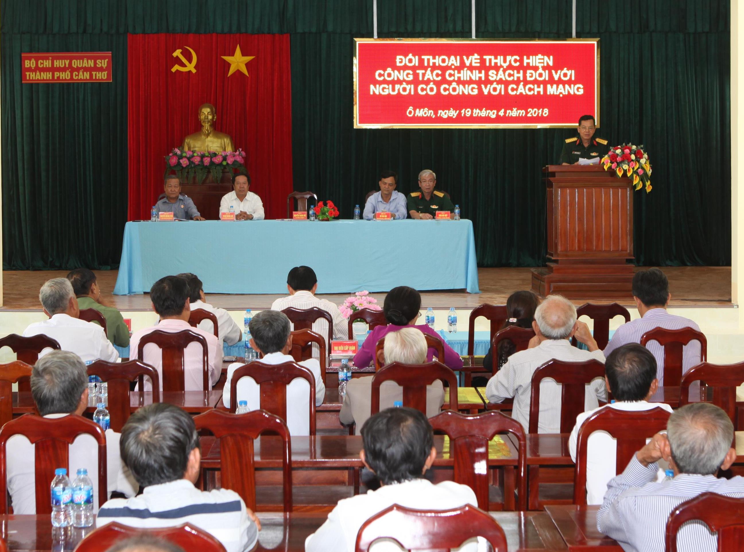 Lắng nghe tiếng nói người có công