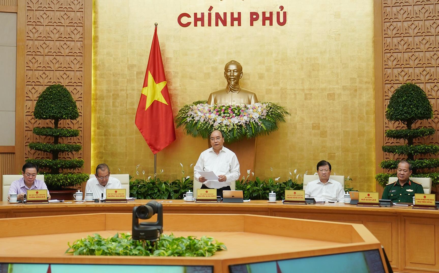 Bàn giải pháp hạn chế rủi ro từ thị trường thế giới

