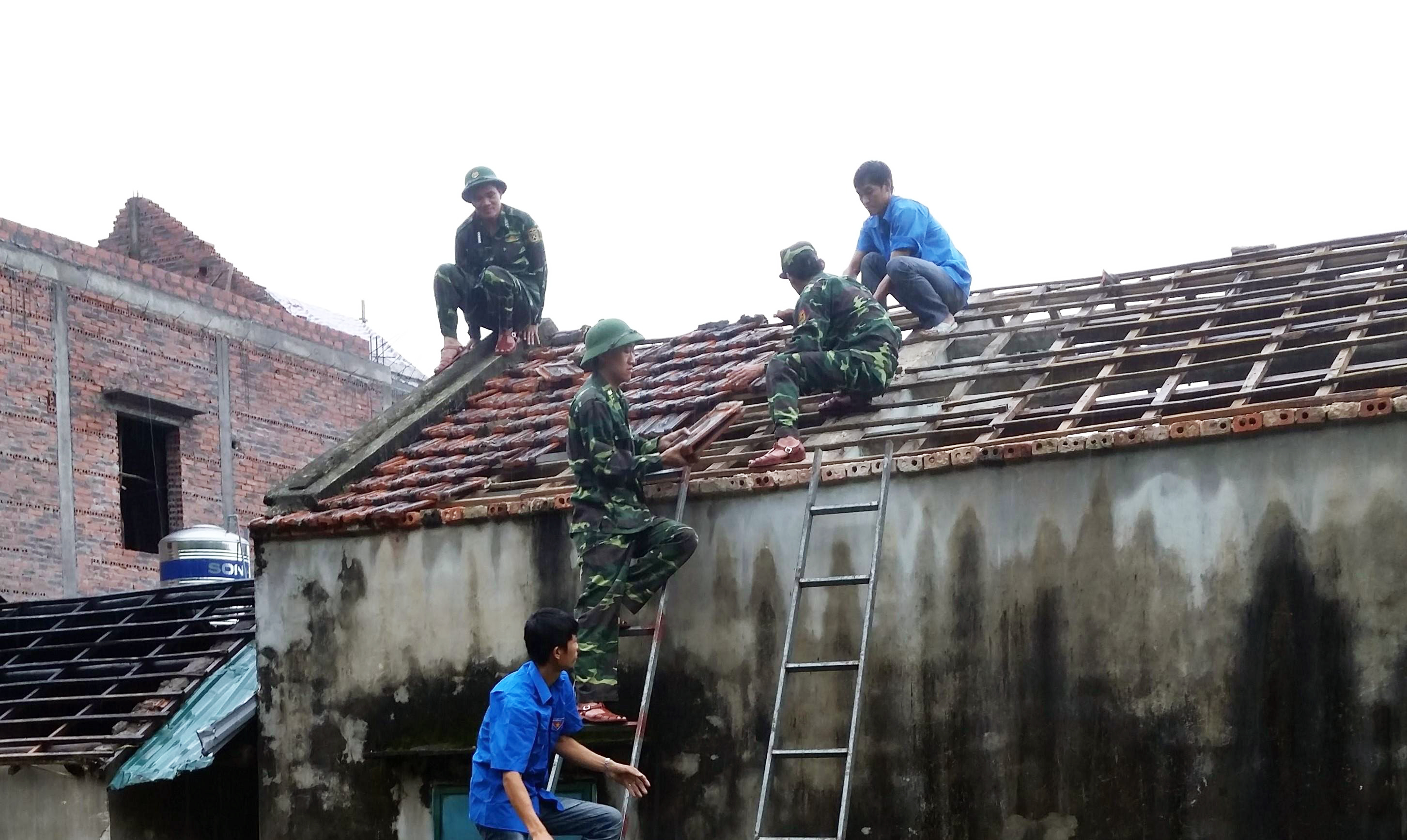 Bài 2: Hiện thực sinh động từ biên cương