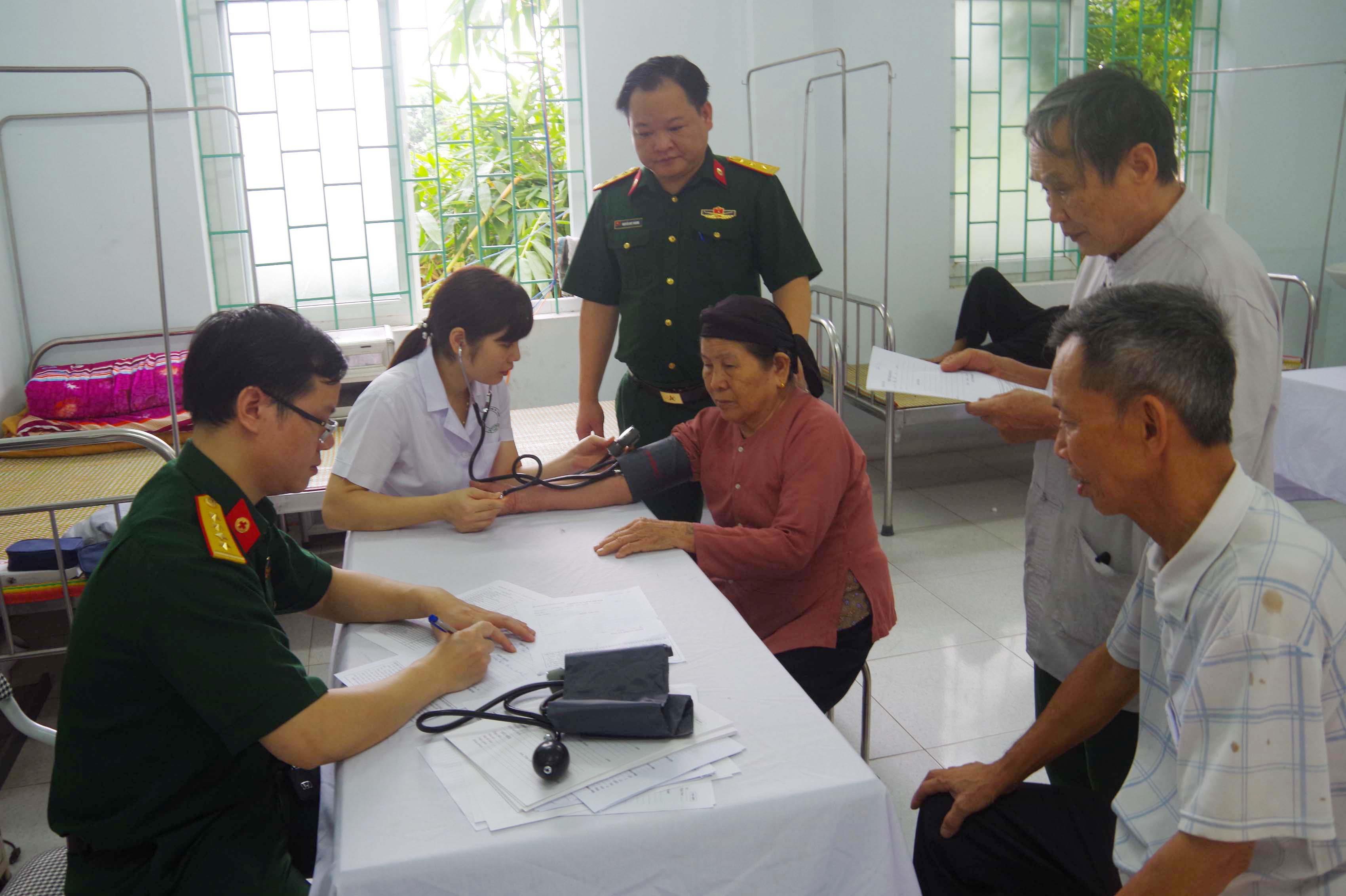 Ân tình ở Tam Hồng