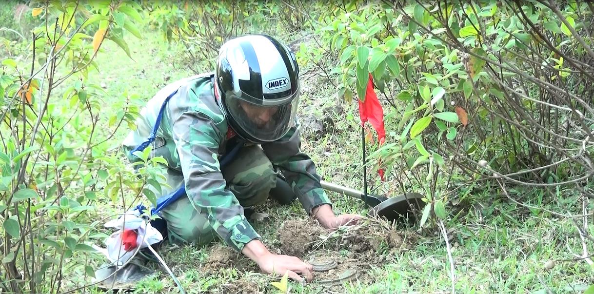 Góp phần gieo mầm sự sống cho vùng đất chết