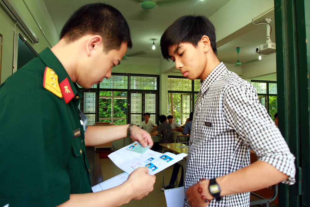 Điểm chuẩn tuyển sinh đào tạo đại học, cao đẳng quân sự