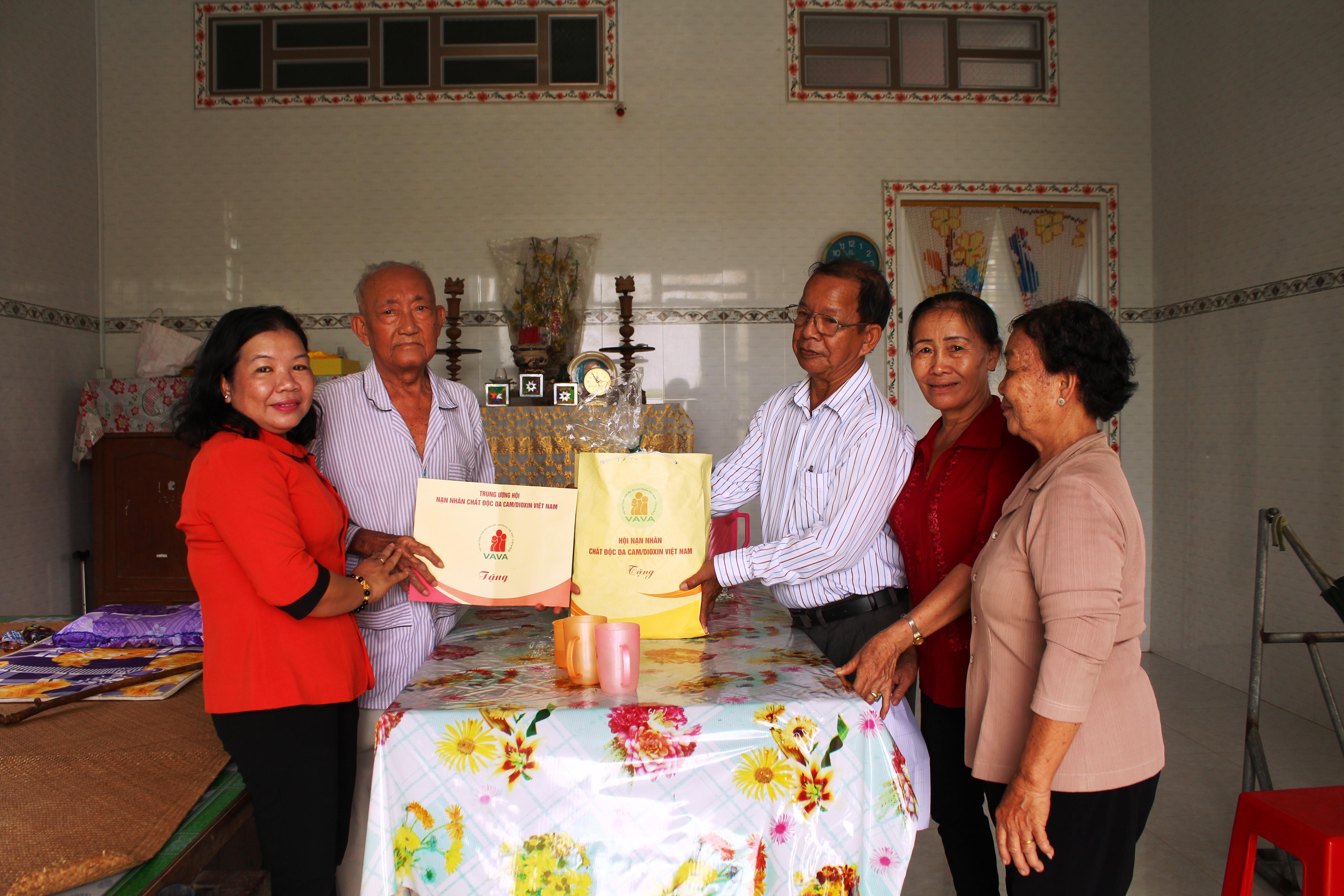 Chỗ dựa tin cậy của các nạn nhân