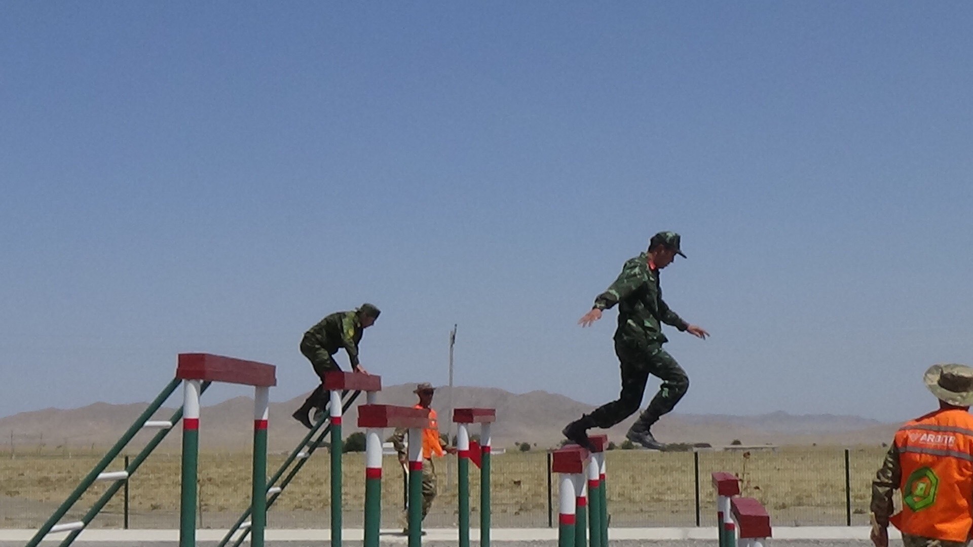 Tự hào những nữ bác sỹ quân y