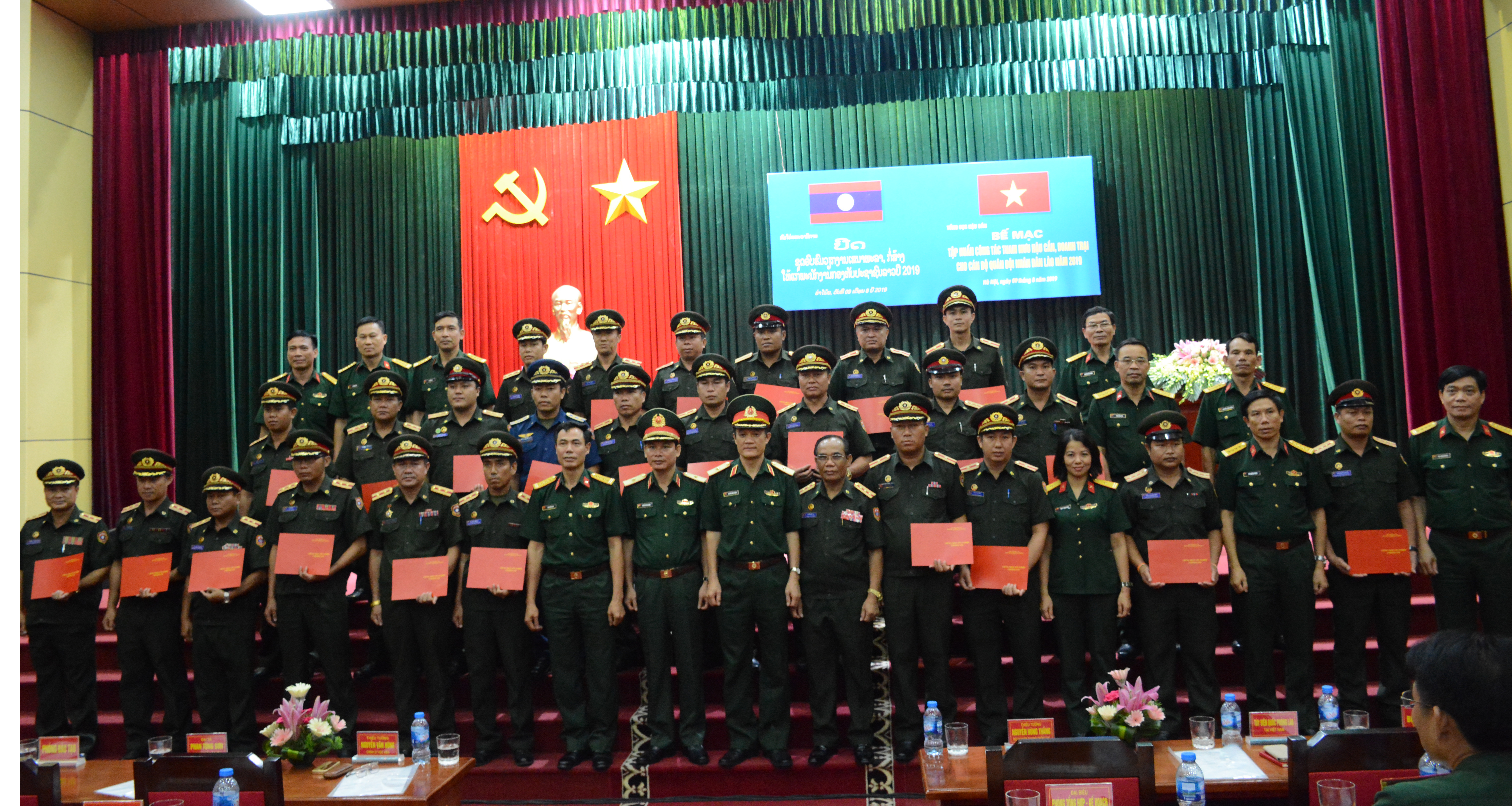 Bế mạc lớp tập huấn công tác Tham mưu hậu cần cho cán bộ QĐND Lào năm 2019