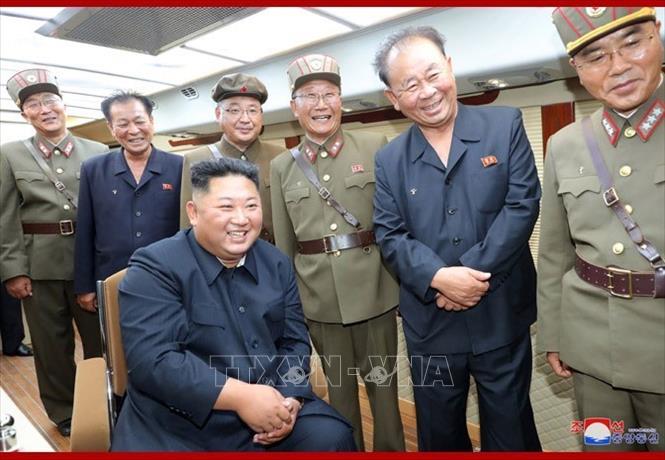 KCNA: Nhà lãnh đạo Kim Jong-un giám sát vụ thử vũ khí mới 

