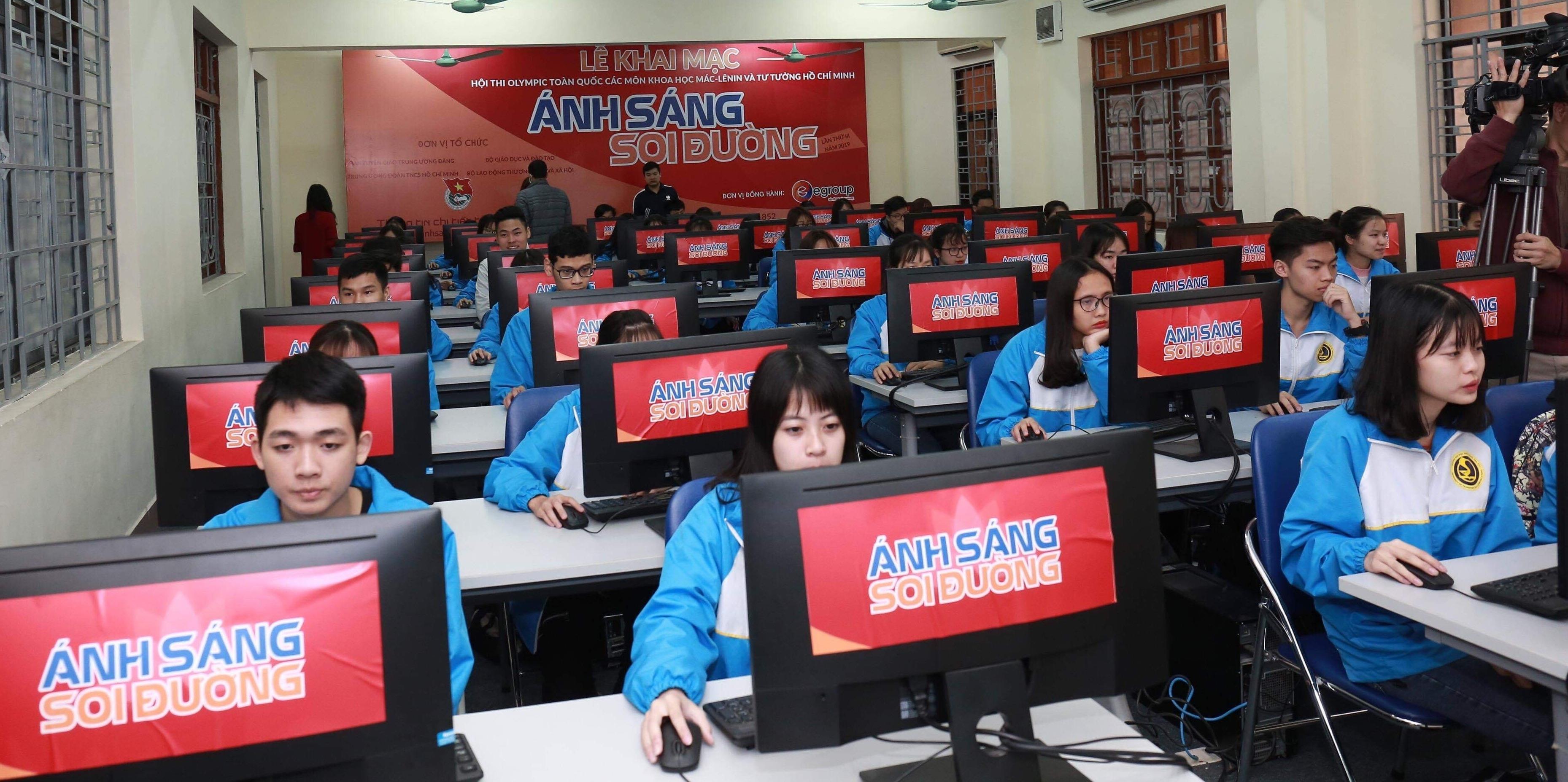 Tuổi trẻ Việt Nam - nửa thế kỷ học và làm theo Bác