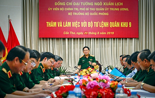 Đại tướng Ngô Xuân Lịch thăm, làm việc với Bộ tư lệnh Quân khu 9