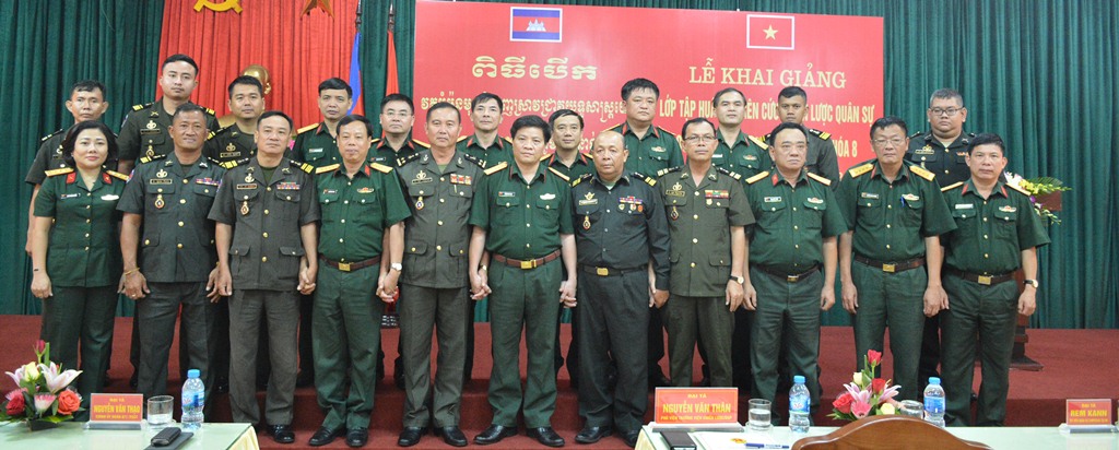 Khai giảng lớp tập huấn nghiên cứu chiến lược quân sự cho Quân đội Hoàng gia Campuchia

