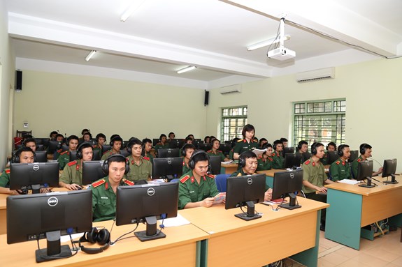 ĐỂ NHÀ TRƯỜNG ĐI TRƯỚC ĐƠN VỊ

