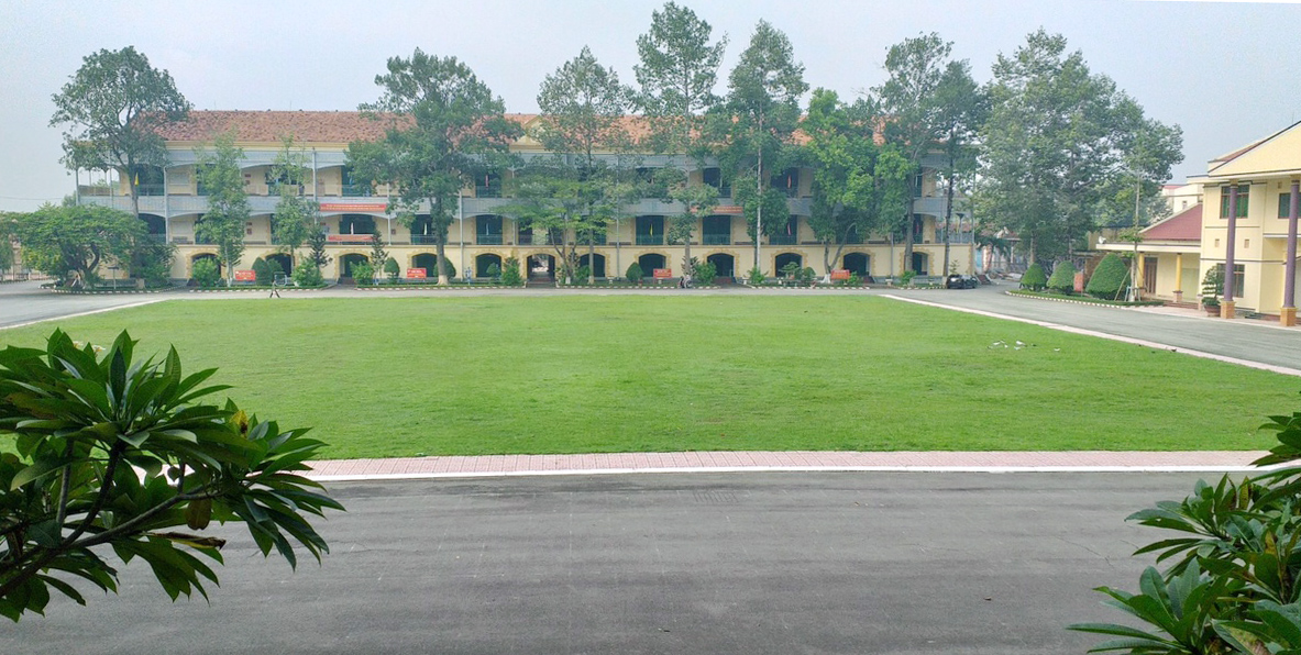 Xanh xanh mái trường ước mơ