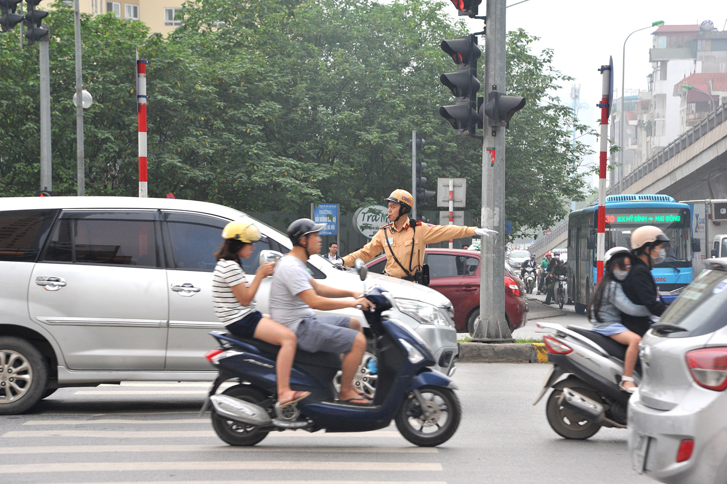 Đảm bảo trật tự an toàn giao thông trong dịp lễ Quốc khánh 2-9 và khai giảng năm học mới