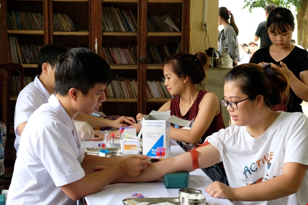 Đông đảo người dân huyện Chiêm Hóa, Tuyên Quang được sàng lọc bệnh thalassemia miễn phí