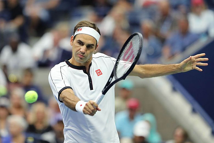 Roger Federer tiếp tục gặp khó tại vòng 2 US Open 2019