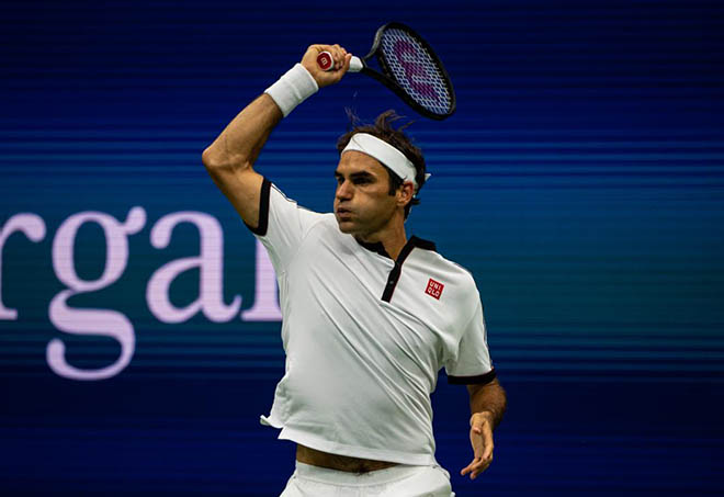 Roger Federer giành chiến thắng thuyết phục trước Dan Evans