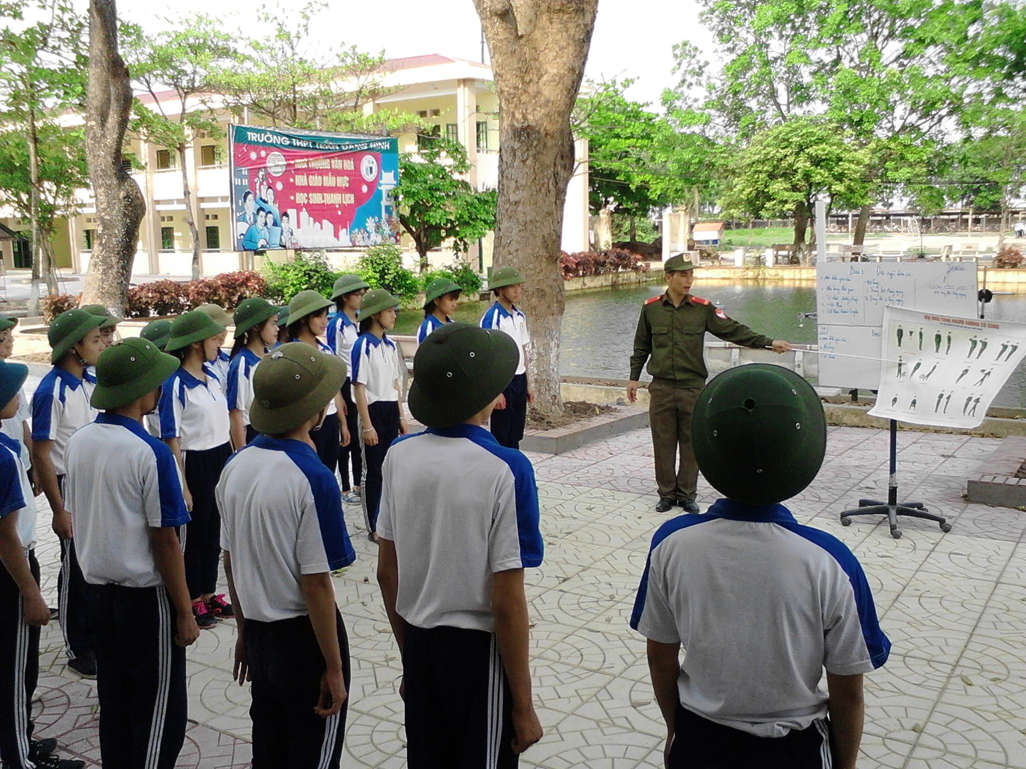 Người thầy vẹn đức, đa tài