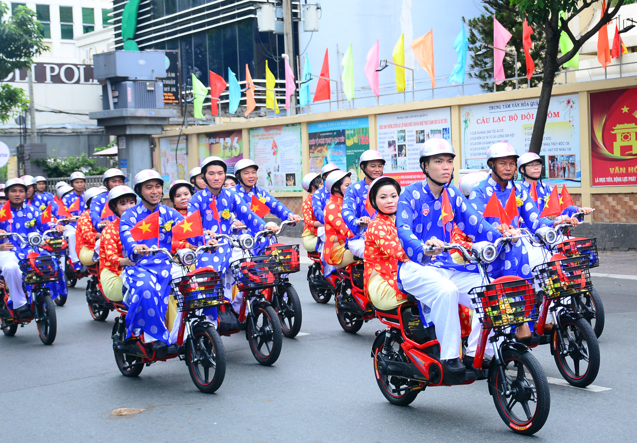 TP Hồ Chí Minh: Lễ cưới tập thể 100 đôi thanh niên hoàn cảnh khó khăn
