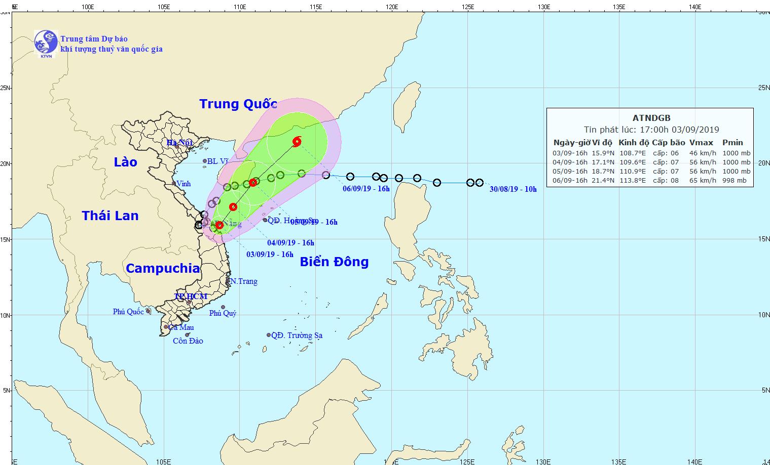 Hơn 51.500 cán bộ, chiến sĩ quân đội ứng trực giúp nhân dân