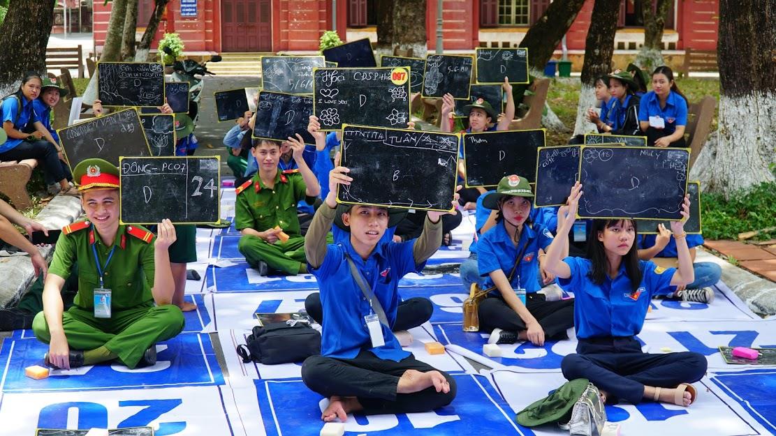 Nhớ lời Di chúc theo chân Bác