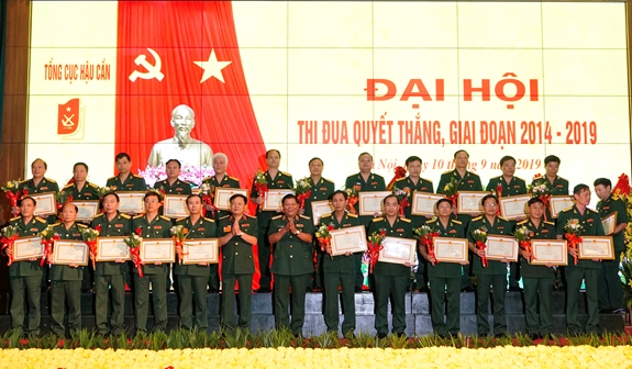 ĐỂ ĐIỂN HÌNH CÀNG ĐIỂN HÌNH HƠN
