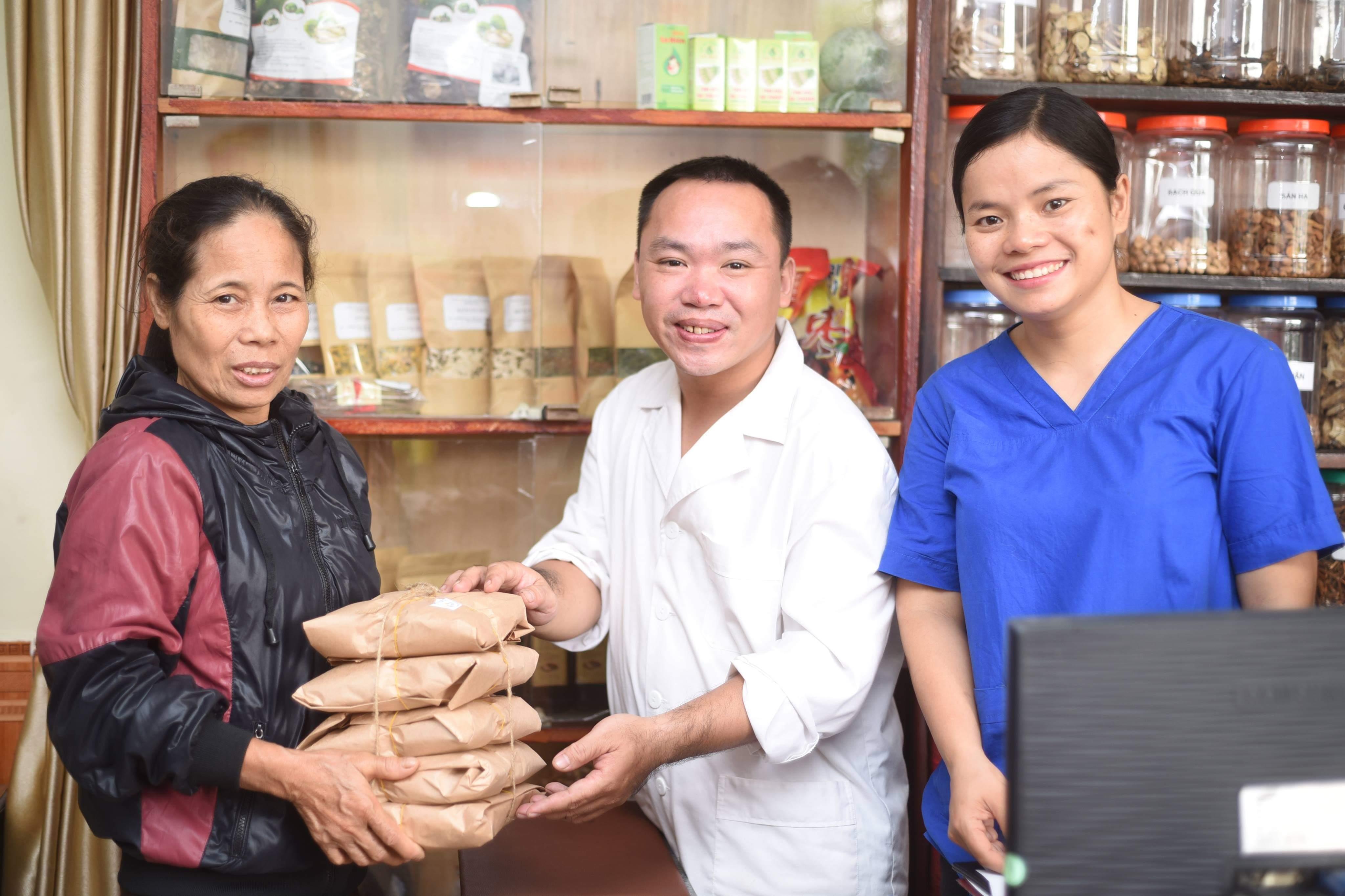 Lương y của người nghèo

