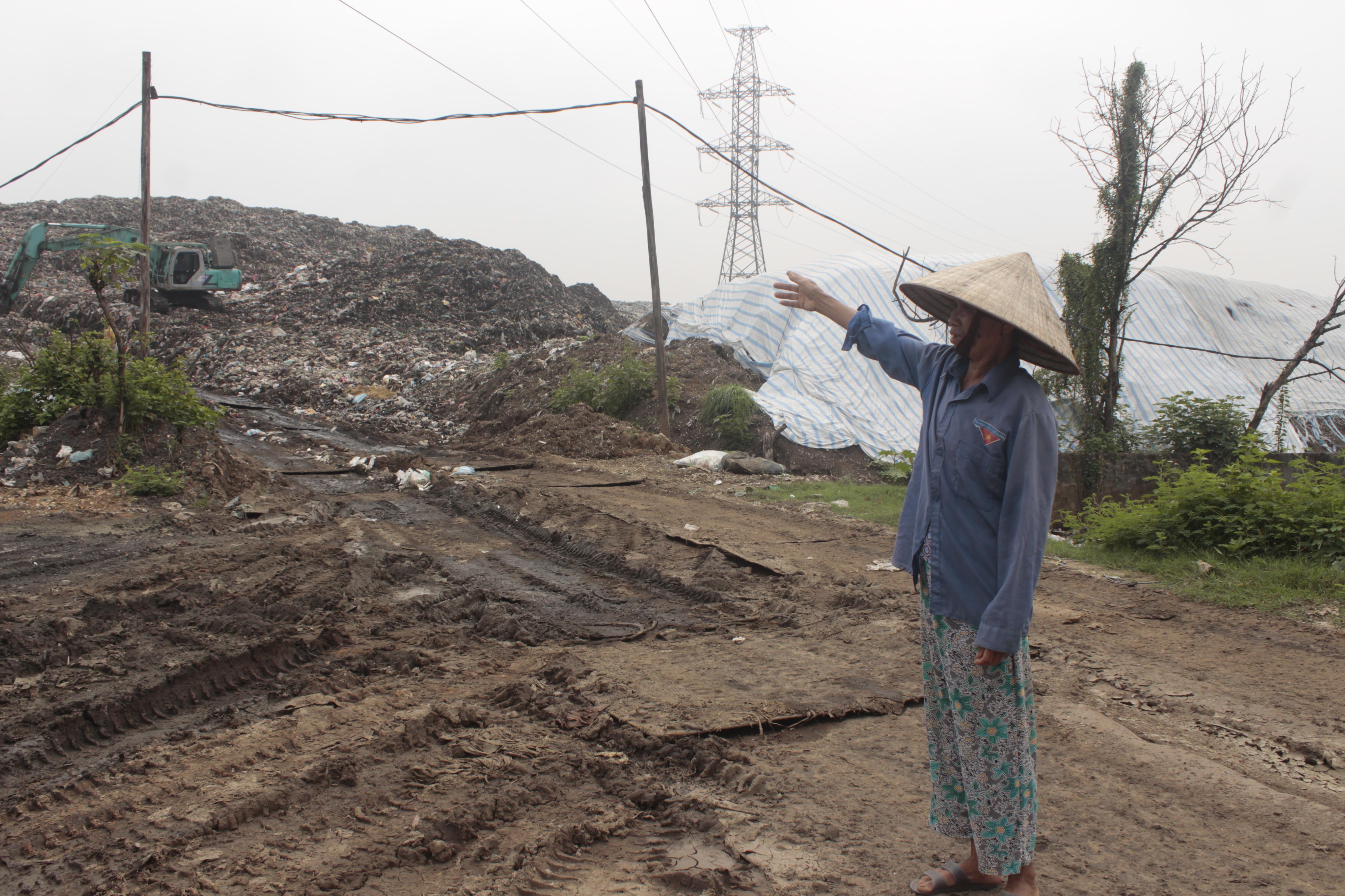 Cần đẩy nhanh tiến độ di dời bãi rác xa khu dân cư