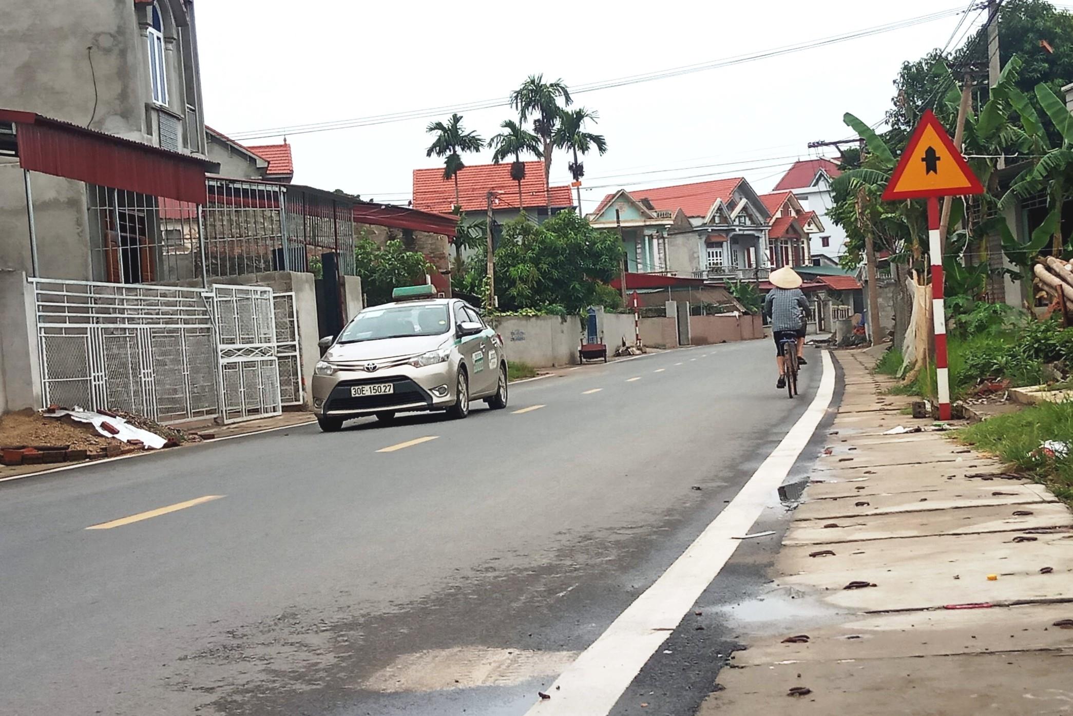 Nguy cơ rình rập tại đường liên xã