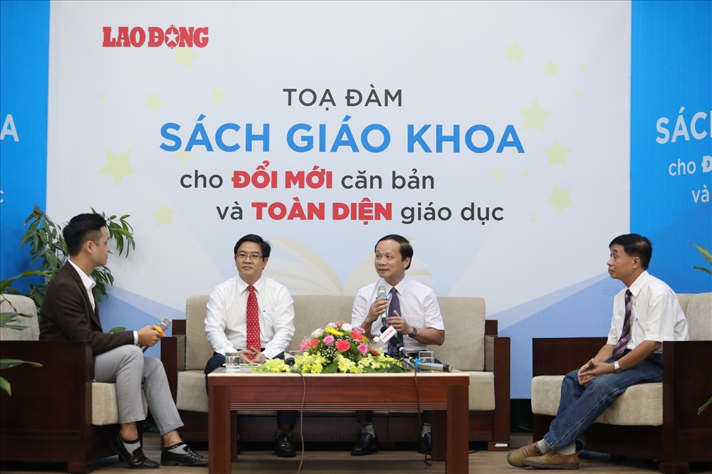 Sách giáo khoa phải là bộ sách tốt nhất cho người học