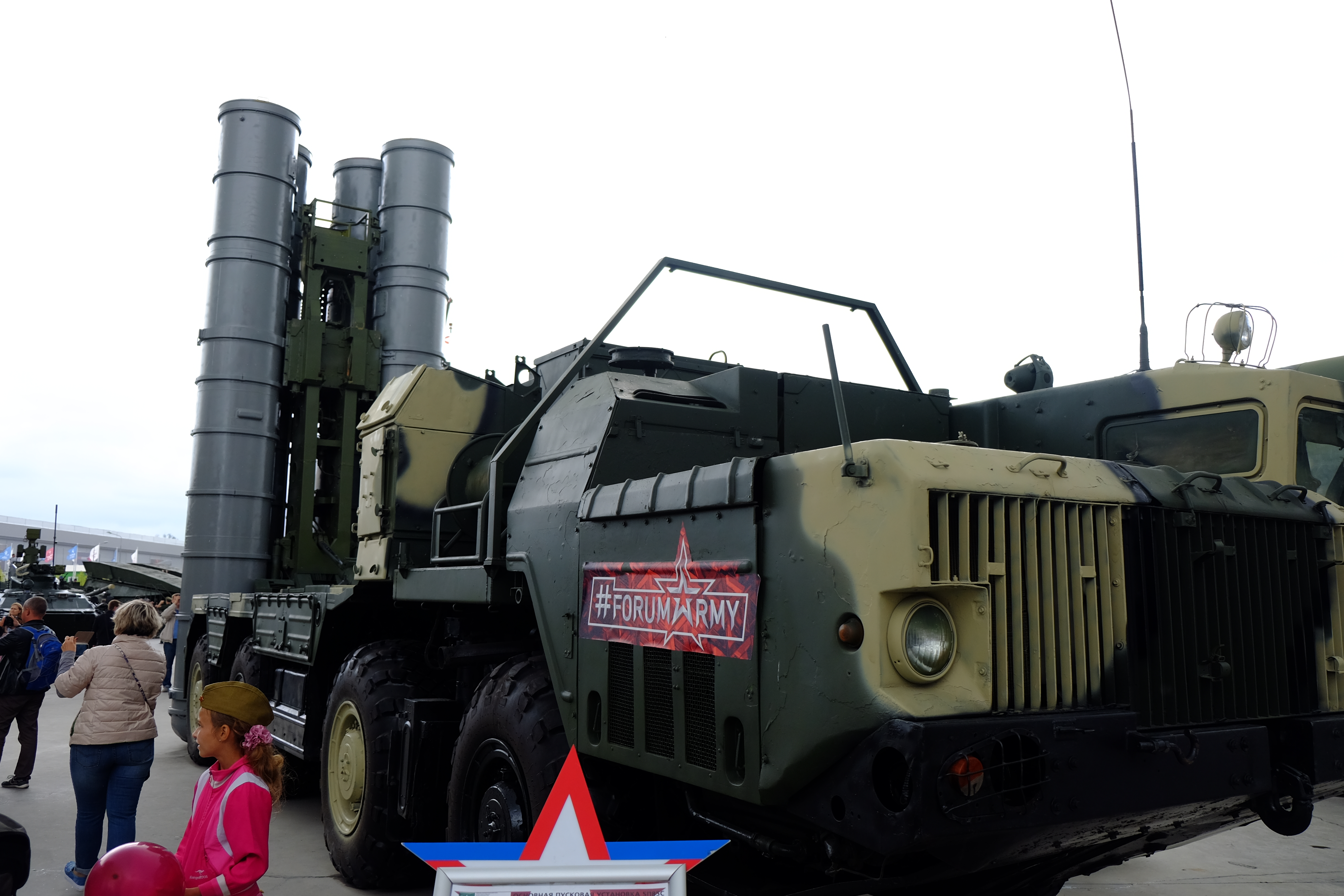 Nga sẵn sàng cung cấp vũ khí phòng không hiện đại cho Saudi Arabia

