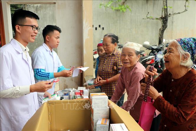 ĐỒNG HÀNH, CHUNG SỨC CÙNG NGƯỜI NGHÈO