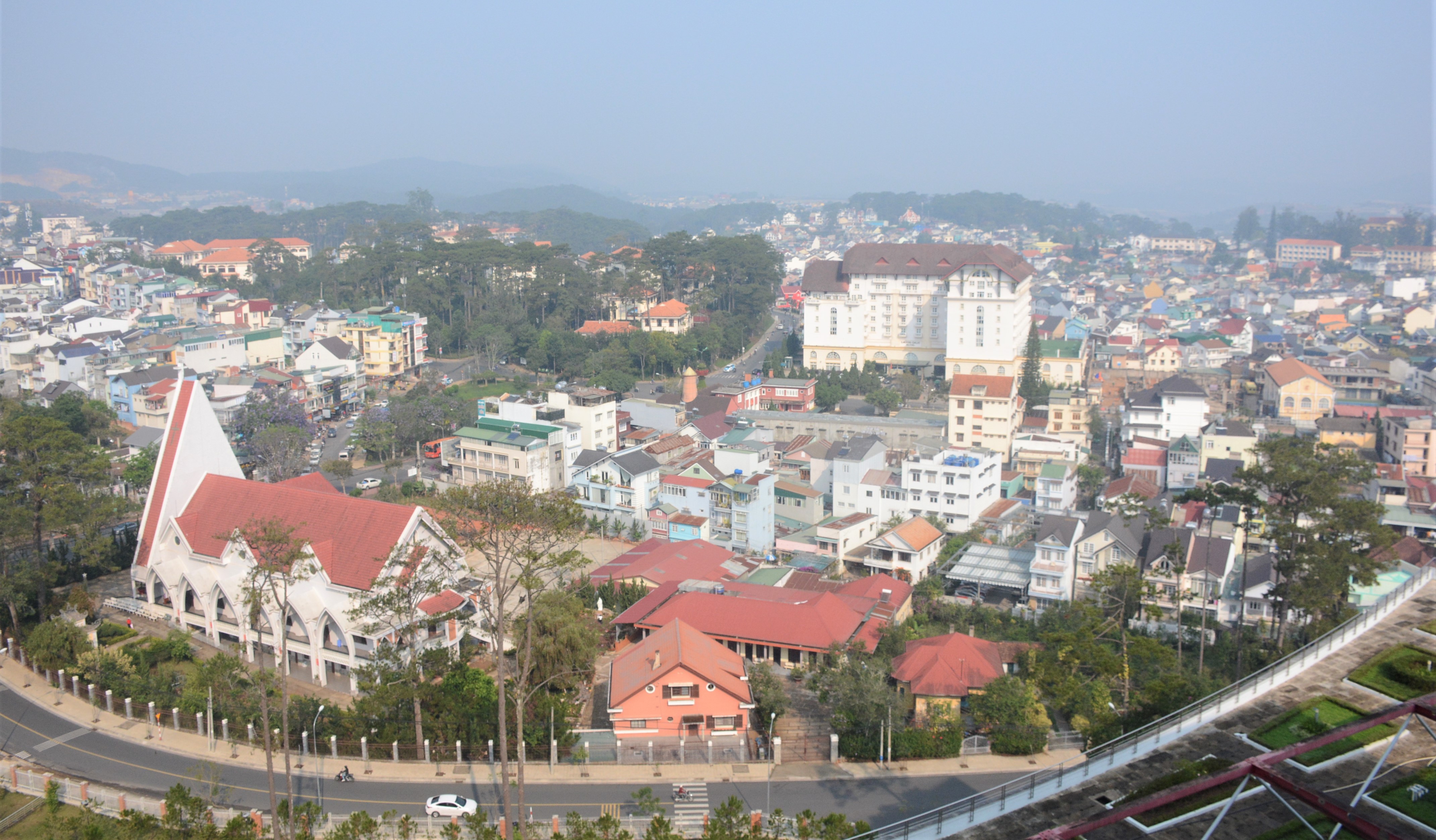 Tiếp nhận, xử lý ý kiến phản ảnh ánh của người dân qua ứng dụng “Đà Lạt trực tuyến”