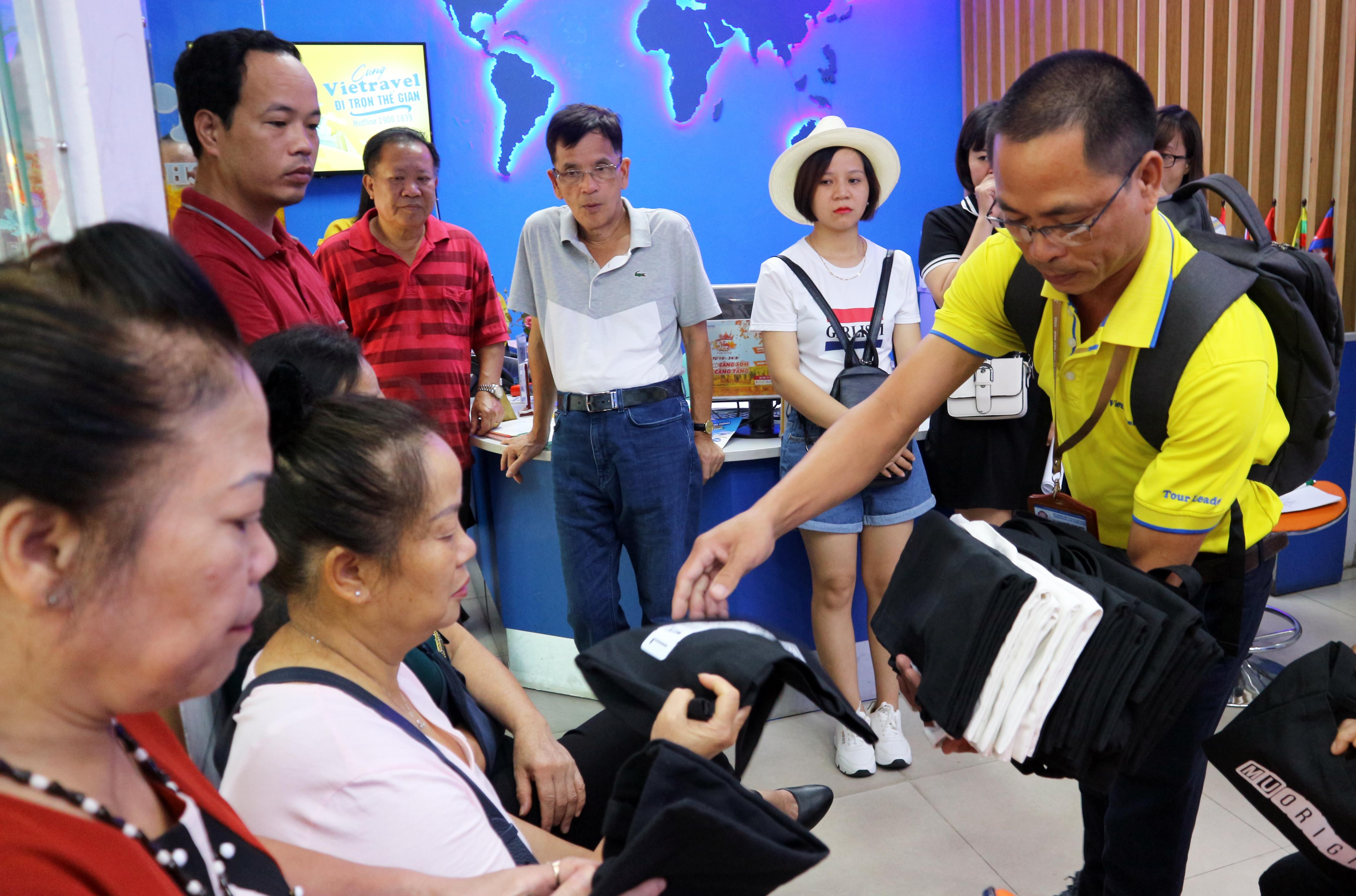 Thiết thực để hạn chế rác thải nhựa trong du lịch