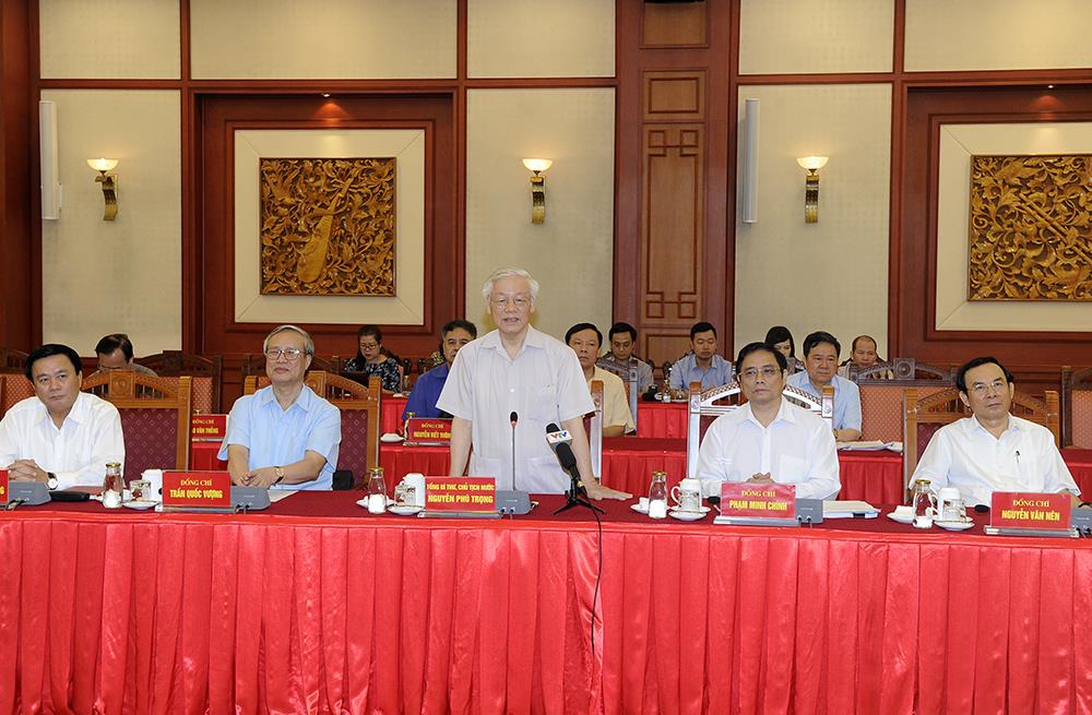 Nguyên lãnh đạo Đảng, Nhà nước góp ý vào dự thảo báo cáo chính trị và 10 năm thực hiện Cương lĩnh 2011