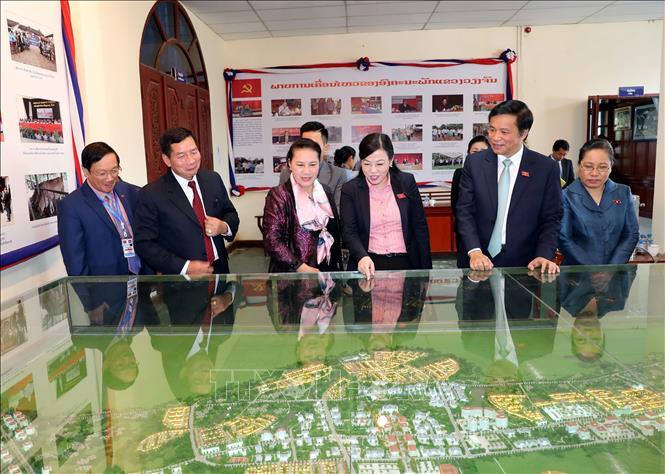 Chủ tịch Quốc hội Nguyễn Thị Kim Ngân thăm làm việc tại tỉnh Viêng Chăn

