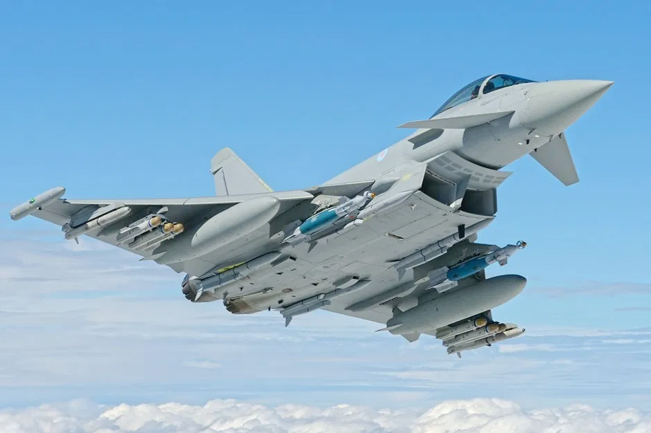 Anh nhận tiêm kích Typhoon cuối cùng