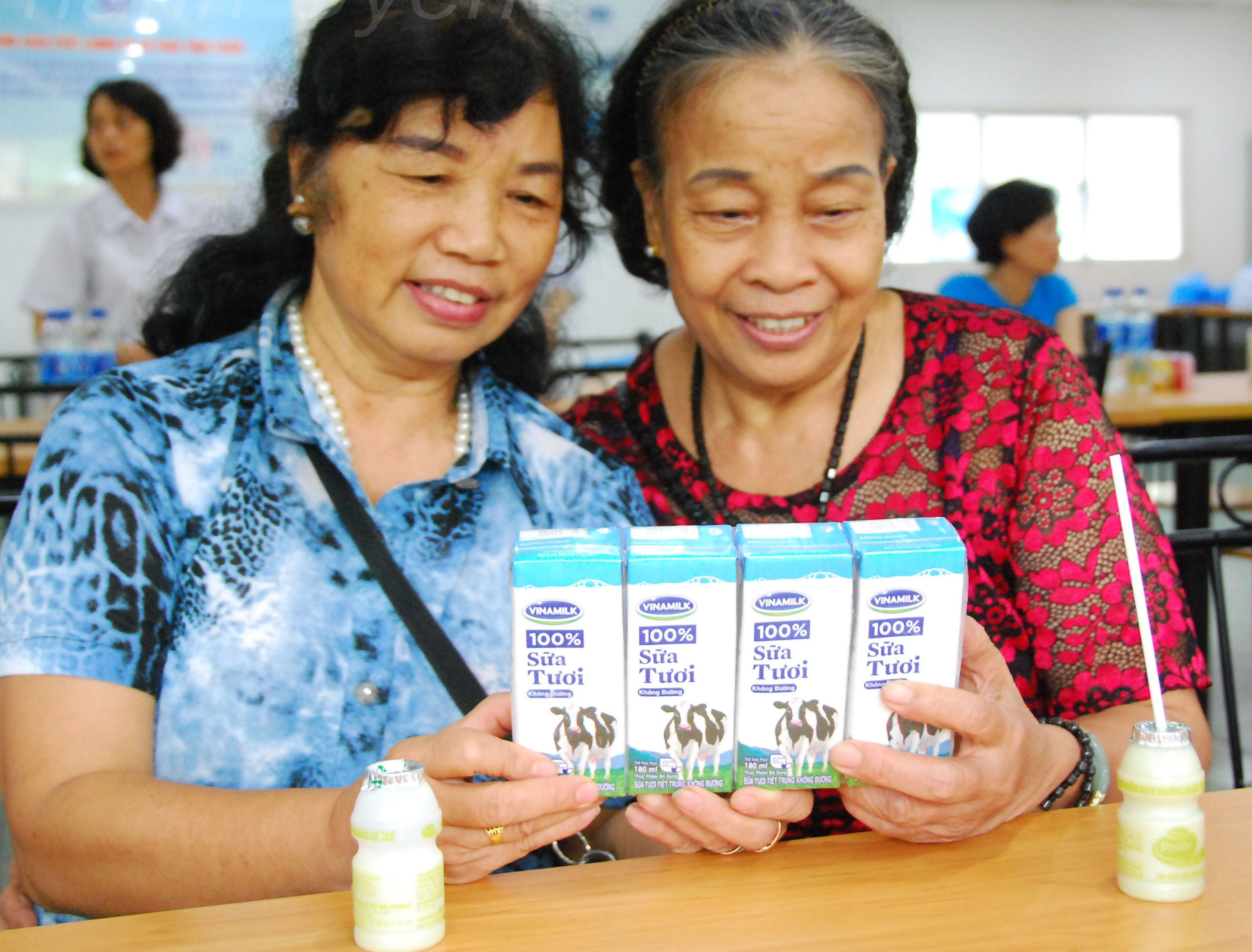 Vinamilk tổ chức nhiều hoạt động ý nghĩa cho người cao tuổi cả nước