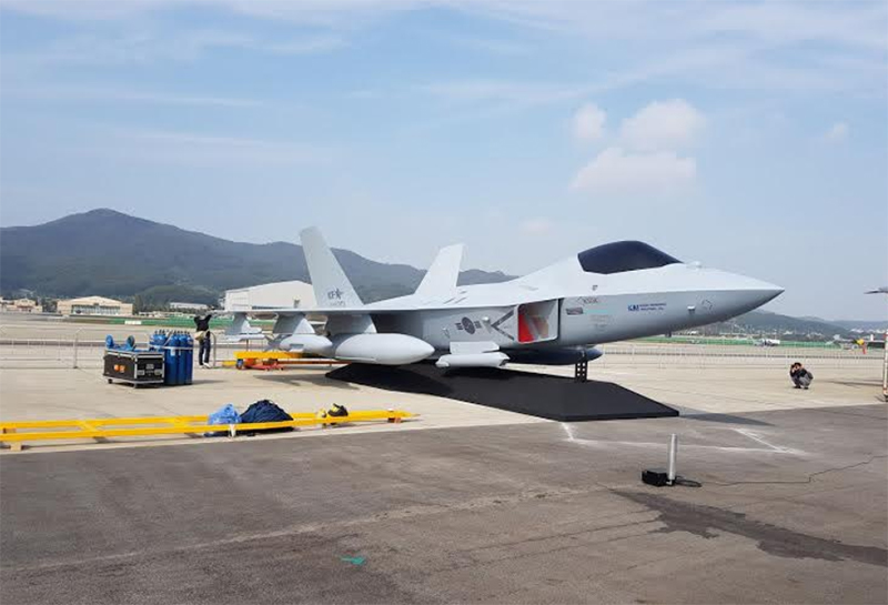 Hàn Quốc trình làng nguyên mẫu hoàn chỉnh của tiêm kích KF-X

