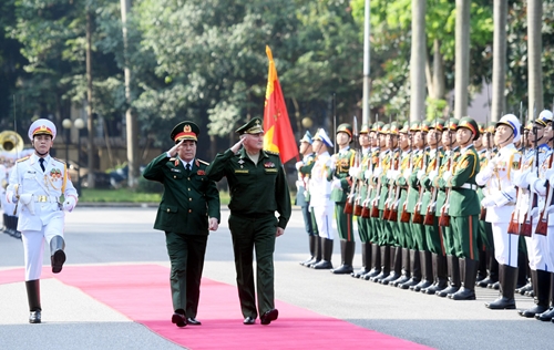 Đoàn cấp cao Bộ Quốc phòng Liên bang Nga thăm chính thức Việt Nam