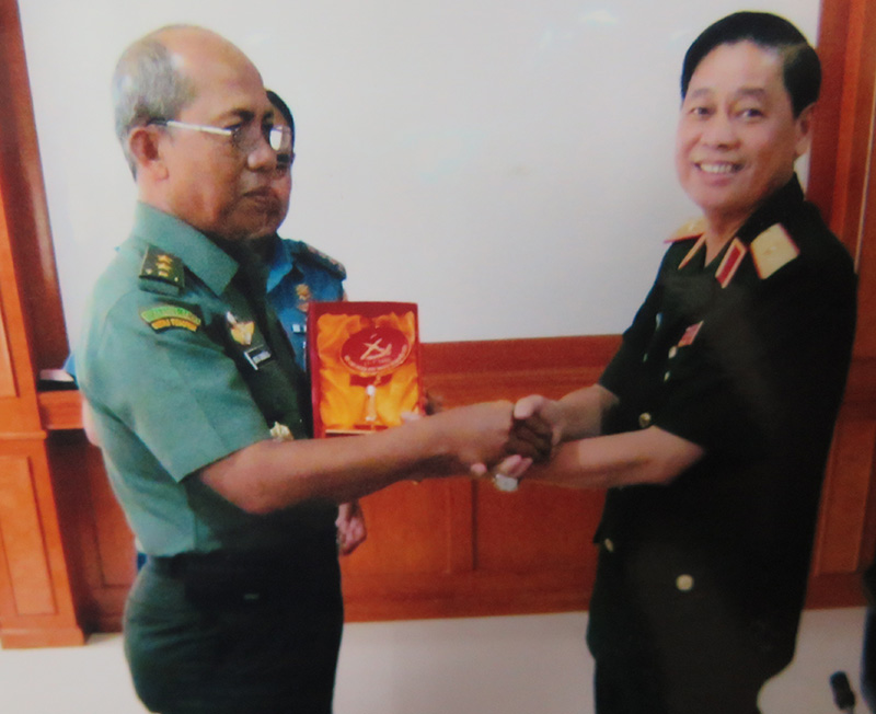 Thương nhớ anh Sáu Rã