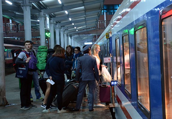 Giảm giá vé tàu Tết 2020 nếu hành khách mua vé sớm