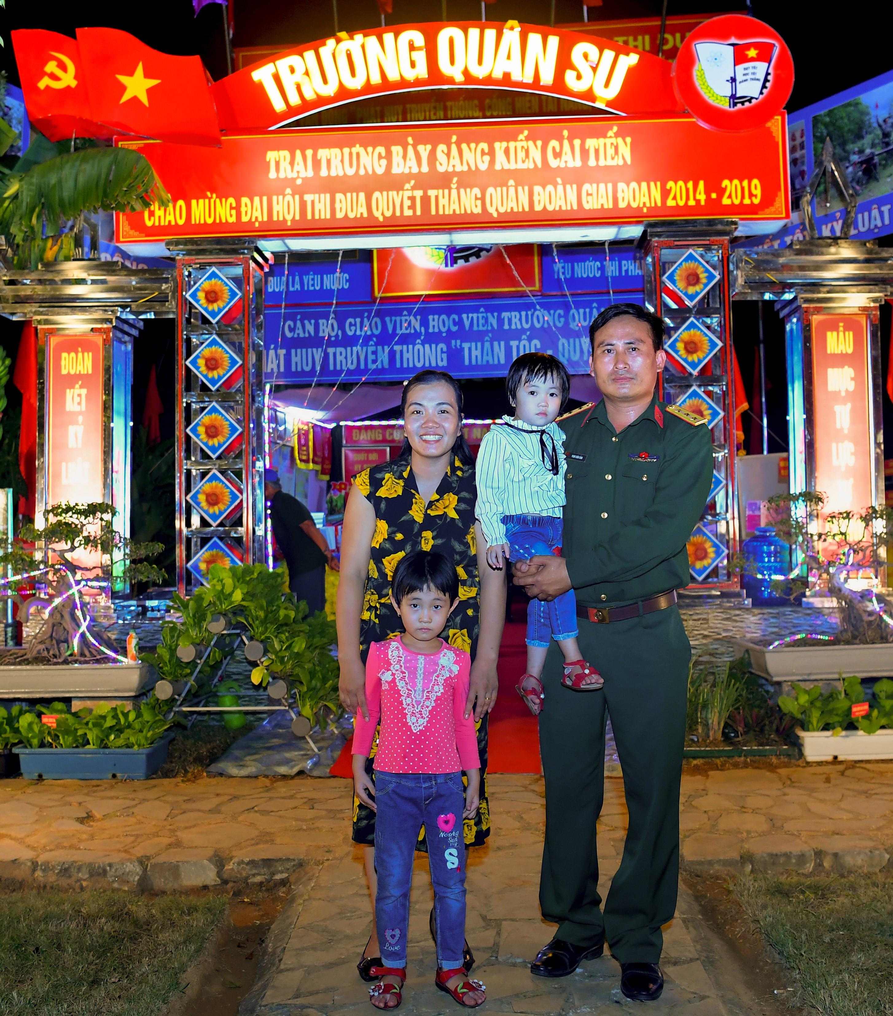 Trải nghiệm thú vị cho con