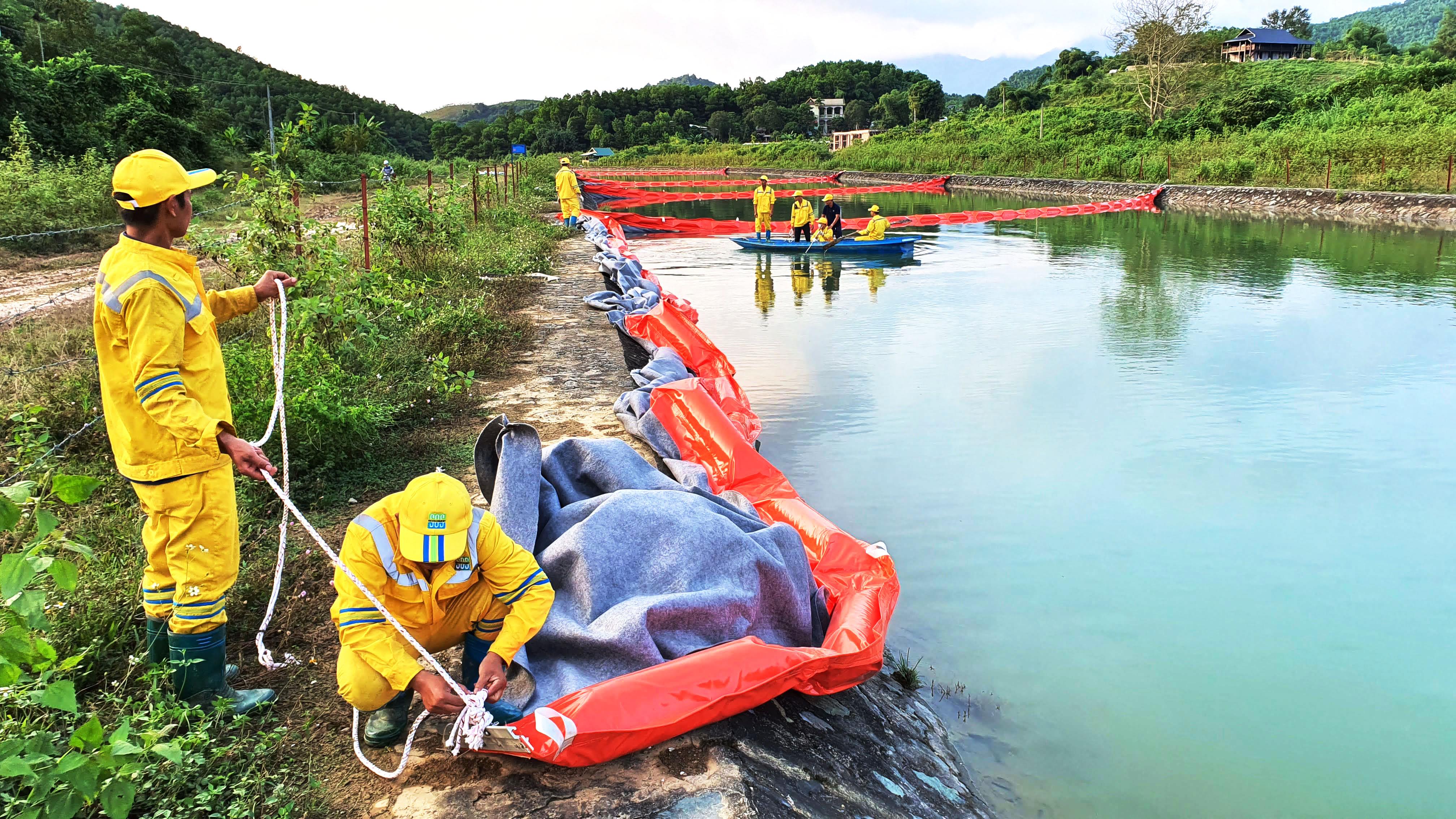  Quản lý an ninh nguồn nước còn nhiều... 