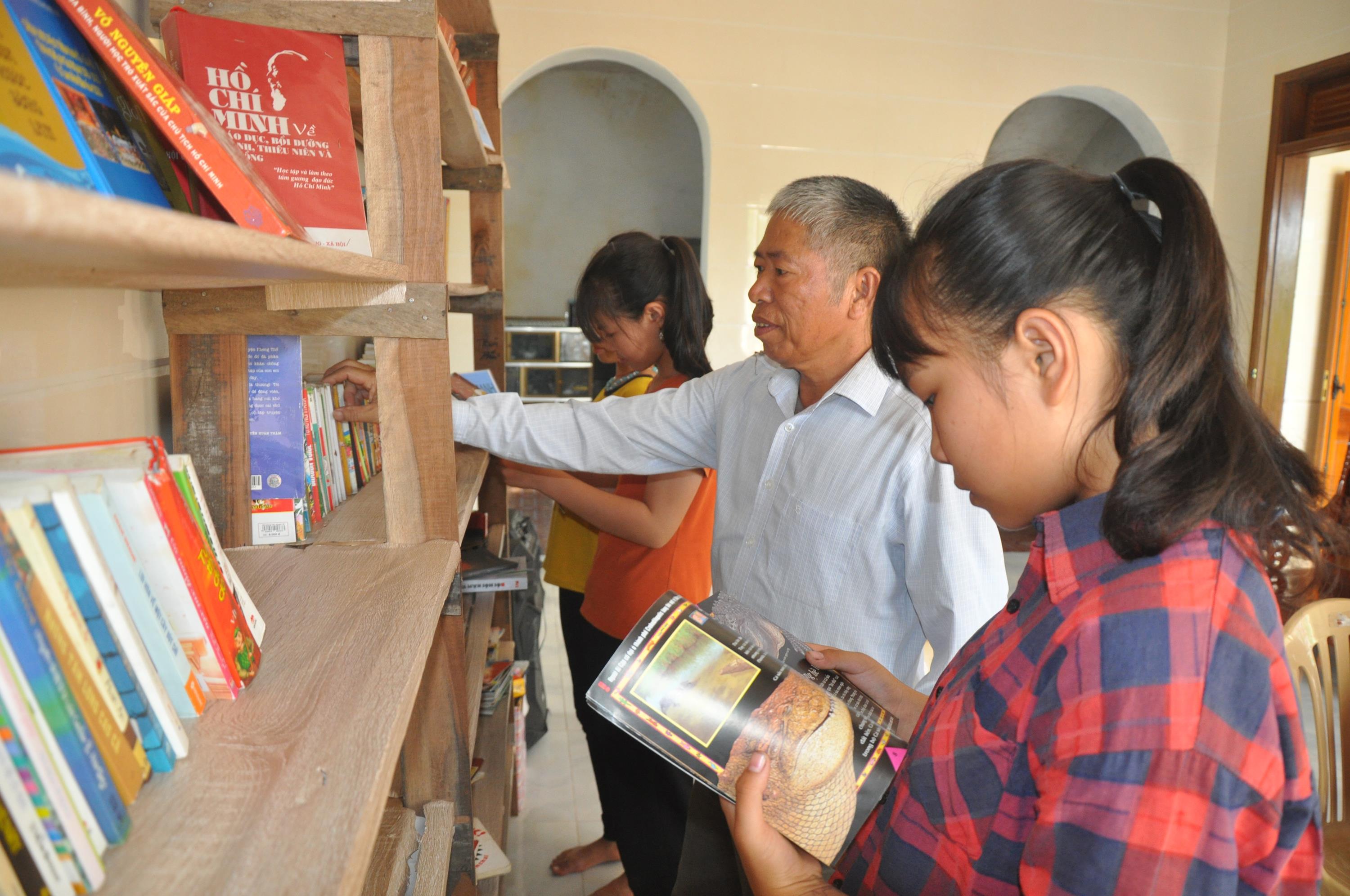 Niềm vui ở thư viện Làng Chài