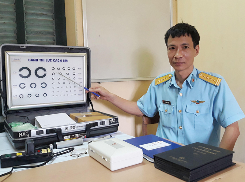 Người góp phần tìm kiếm “vàng mười” cho lực lượng không quân

