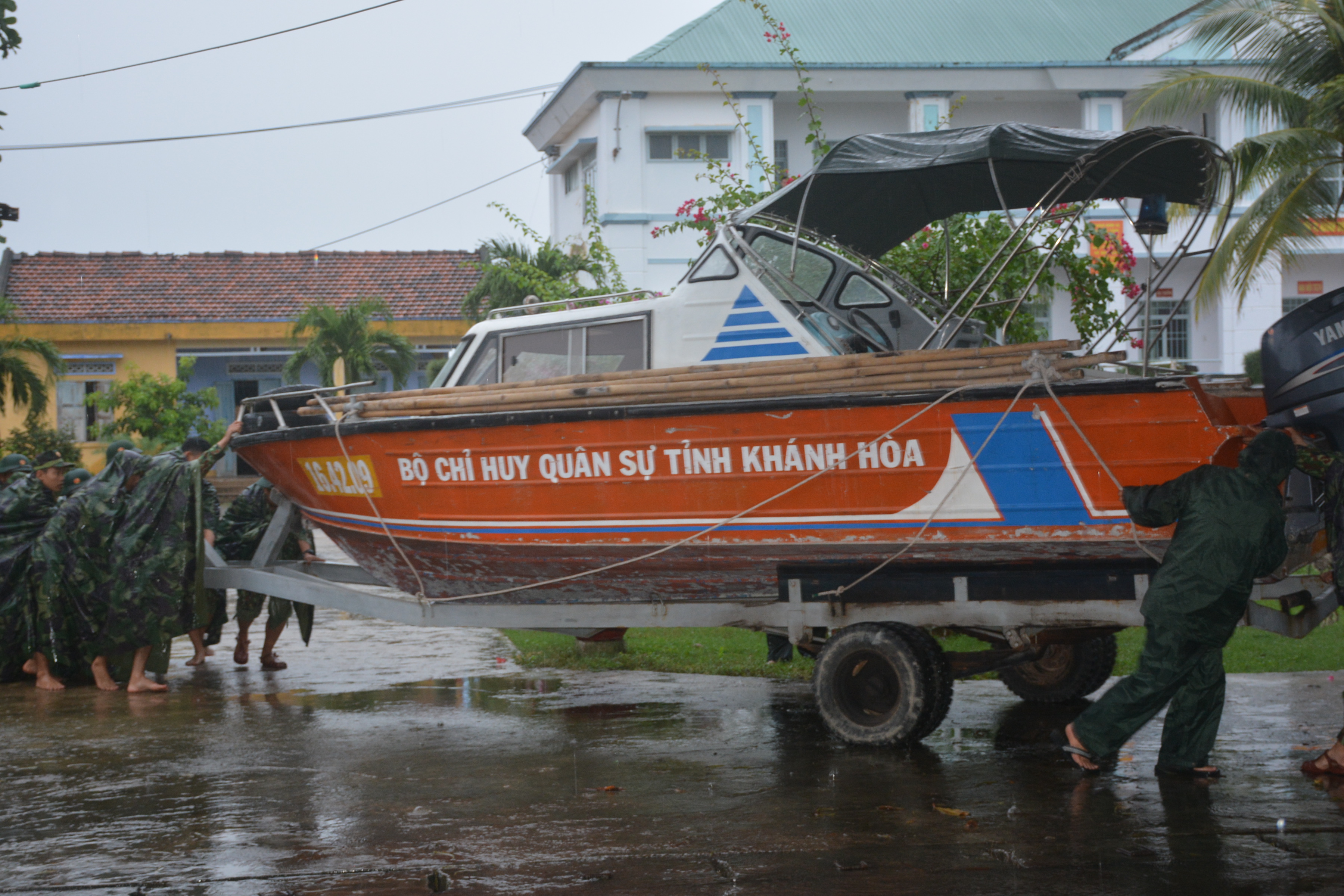 Quân dân Khánh Hòa chủ động chống bão