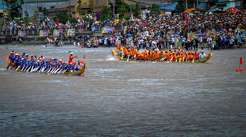 Hấp dẫn giải đua ghe Ngo Đồng bằng sông Cửu Long