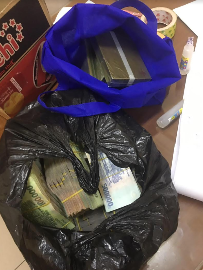 CSGT bắt giữ đối tượng vận chuyển trái phép ma túy số lượng lớn